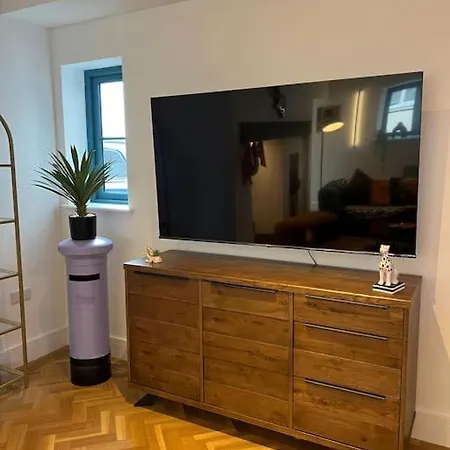 Quirky Getaway @ The Old Bakery Сasa de vacaciones *