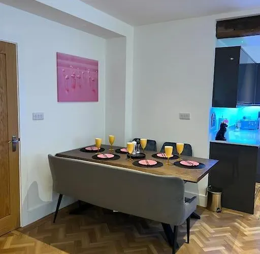 Dom wakacyjny Quirky Getaway @ The Old Bakery *