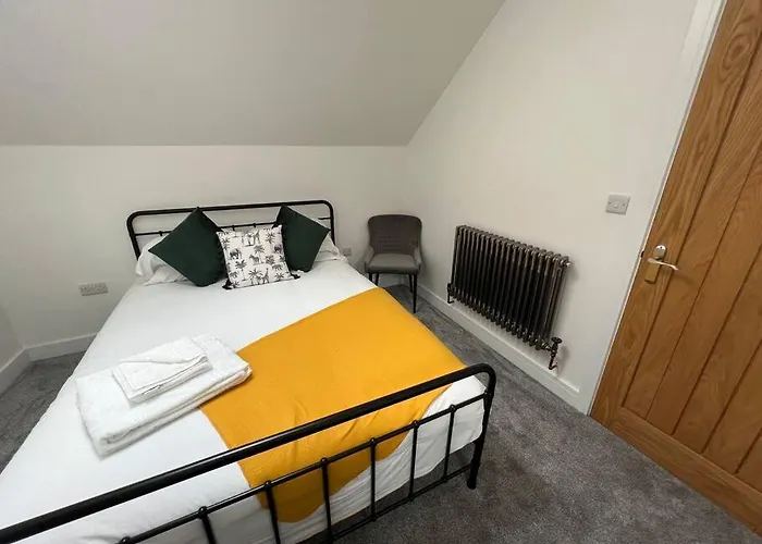 Quirky Getaway @ The Old Bakery Holiday home