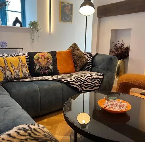 Quirky Getaway @ The Old Bakery Holiday home Bristol