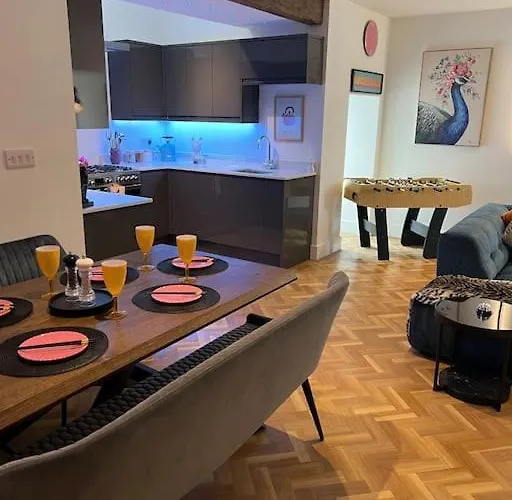 Quirky Getaway @ The Old Bakery