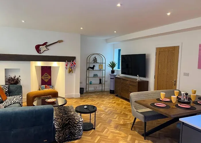 Quirky Getaway @ The Old Bakery *