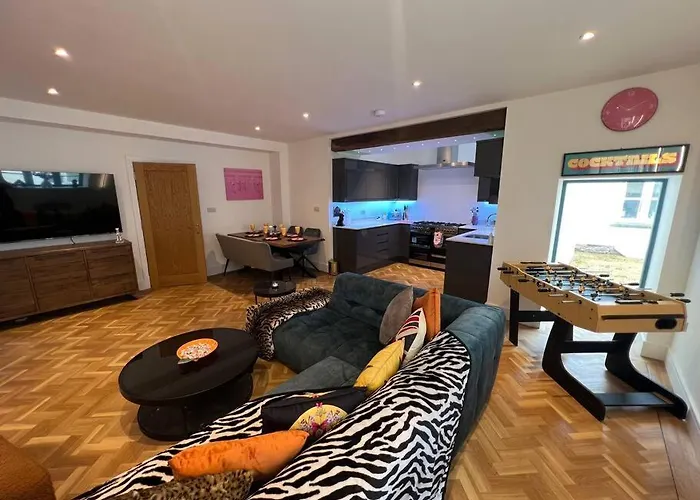 Quirky Getaway @ The Old Bakery * Bristol