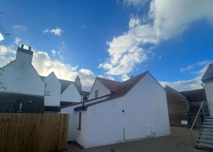 Quirky Getaway @ The Old Bakery Holiday home *