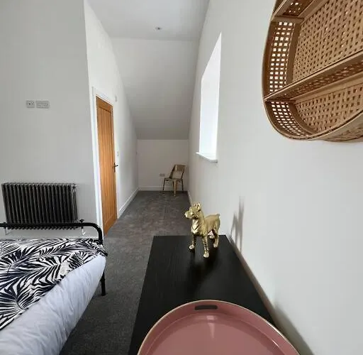 Holiday home Quirky Getaway @ The Old Bakery Bristol