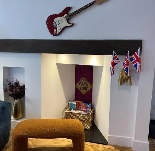 Quirky Getaway @ The Old Bakery * Bristol