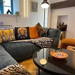 Quirky Getaway @ The Old Bakery Сasa de vacaciones Bristol